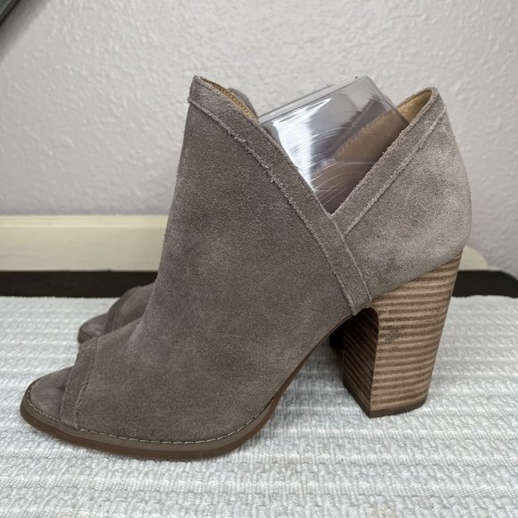 Lucky Brand Womens LP-LARETAH Taupe Peep Toe Block Heel Ankle Booties Size 8.5 M - Picture 3 of 8
